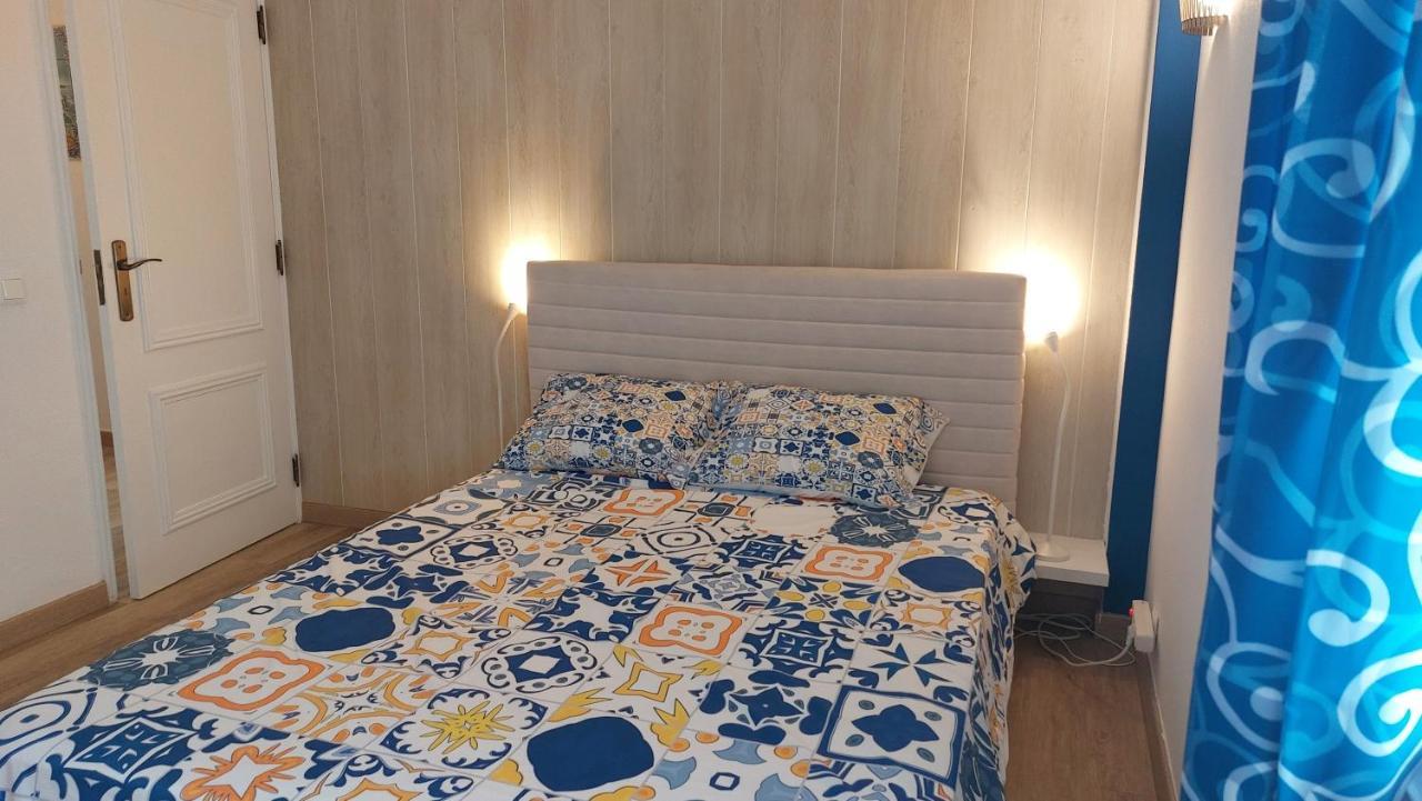 Azulejos Em Portugal Apartment Quarteira Exterior photo